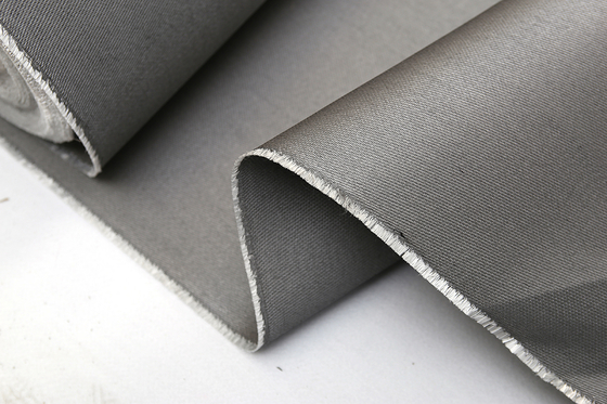 Wire Reinforced Fiberglass Fabric Silicone Dilapisi Pada Penutup Isolasi Termal