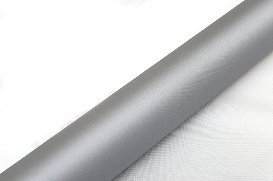 0.4mm PU Dilapisi Fiberglass Kain Perlindungan Panas Isolasi Termal Tahan Api