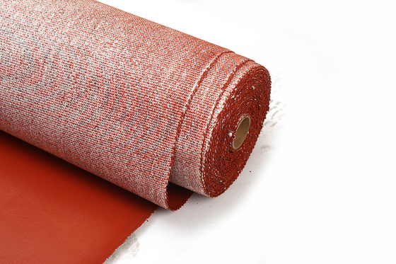 3.0mm Bertekstur Kain Fiberglass Tahan Api Lapisan Silikon Merah