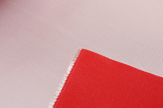 0.45mm Merah Silikon Dilapisi Isolasi Termal Fiberglass Fabric 1/3 Twill Weave