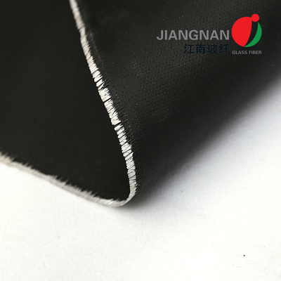 666 C SS Woven Fiberglass Fabric Diperkuat Dengan Kawat SS Dengan Lapisan Silikon Hitam 2-Sisi