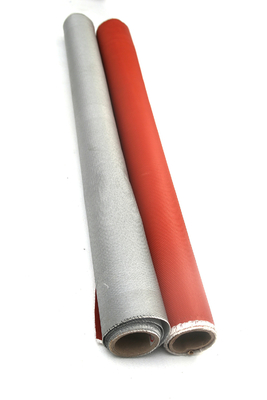 Kain Fiberglass Dilapisi PU 0.8mm 850gsm Perlindungan Pengelasan Tahan Lama Dan Tirai Asap
