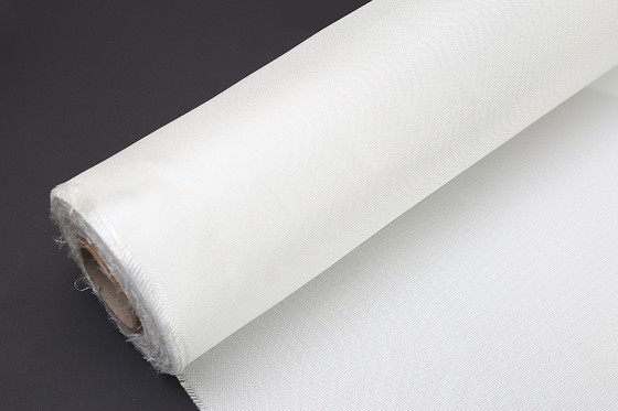 1,43 oz / sq Tenunan Polos Memperkuat Kain Fiberglass Untuk Industri Elektronik
