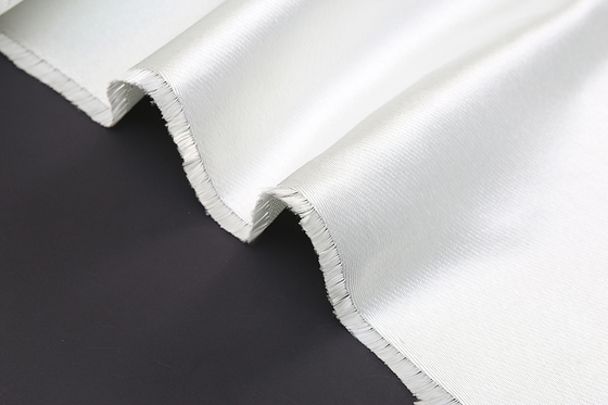 985 Style Plain Weave E Fiberglass Cloth Untuk Membuat Tape / Glass Cloth Electrical Tape