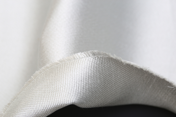 Style 1523 Plain Weave Ringan Tipis Fiberglass Gulungan Kain Dengan 392gsm