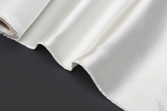Style 1523 Plain Weave Ringan Tipis Fiberglass Gulungan Kain Dengan 392gsm