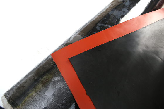 Ketahanan Suhu Kain Fiberglass Silicone Dilapisi Intensitas Tinggi